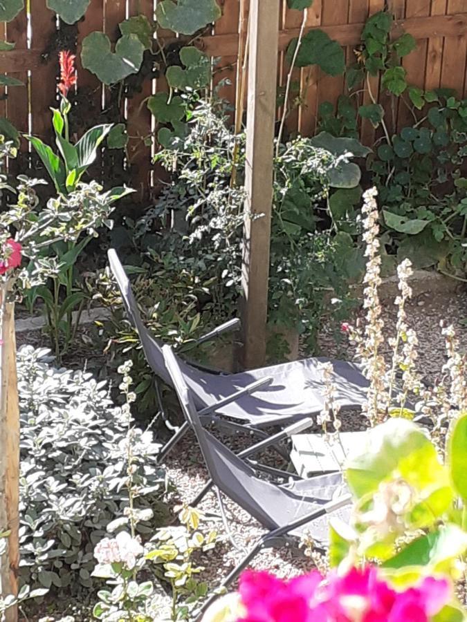 Chambre En Rez De Jardin Gland Buitenkant foto